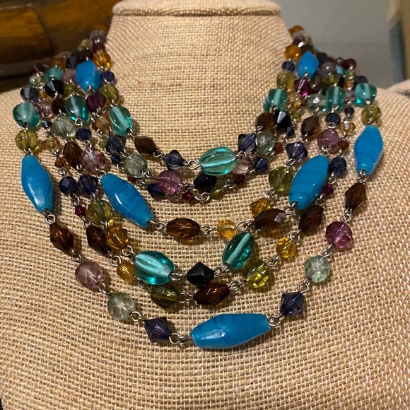 SIMPLY GORGEOUS! - Picture 2 of 10